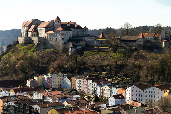 Die weltweit längste Burg: Burghausen.